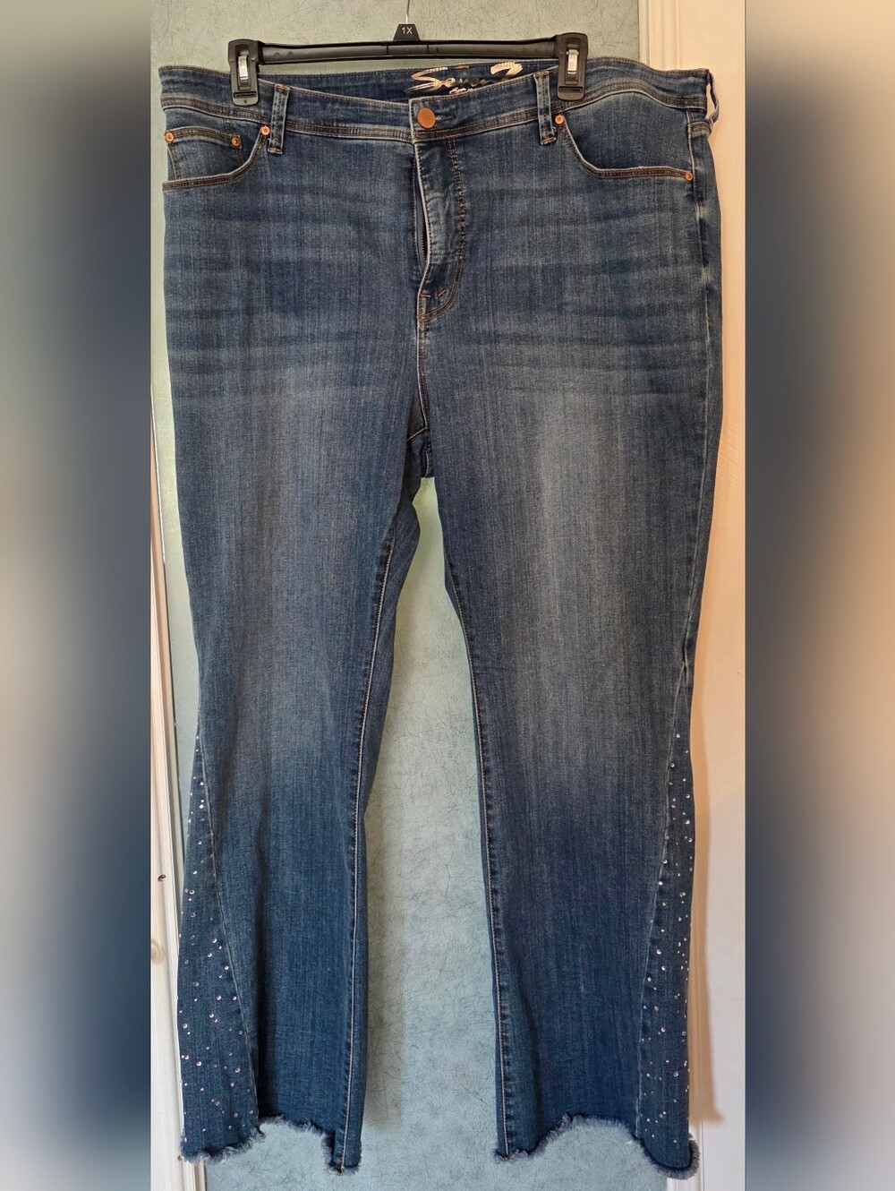 Seven7 Flare Jeans With Gem Detain On Flare And On Pockets